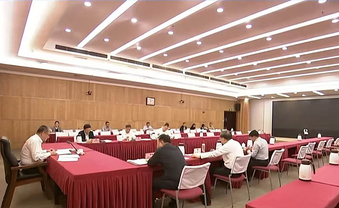 于胜涛主持召开临沂市政府常务会议